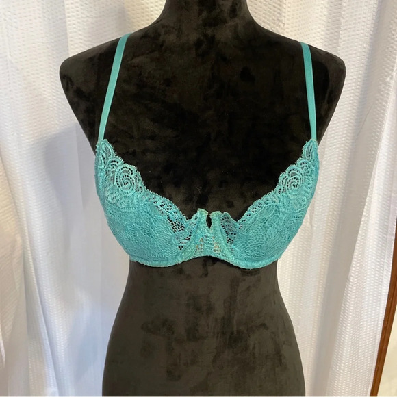 Victoria’s Secret Very Sexy push-up without padding blue lace size 36C. - Picture 1 of 5